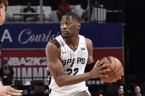 NBA球隊(duì)如何通過(guò)選秀系統(tǒng)發(fā)掘潛力新秀？